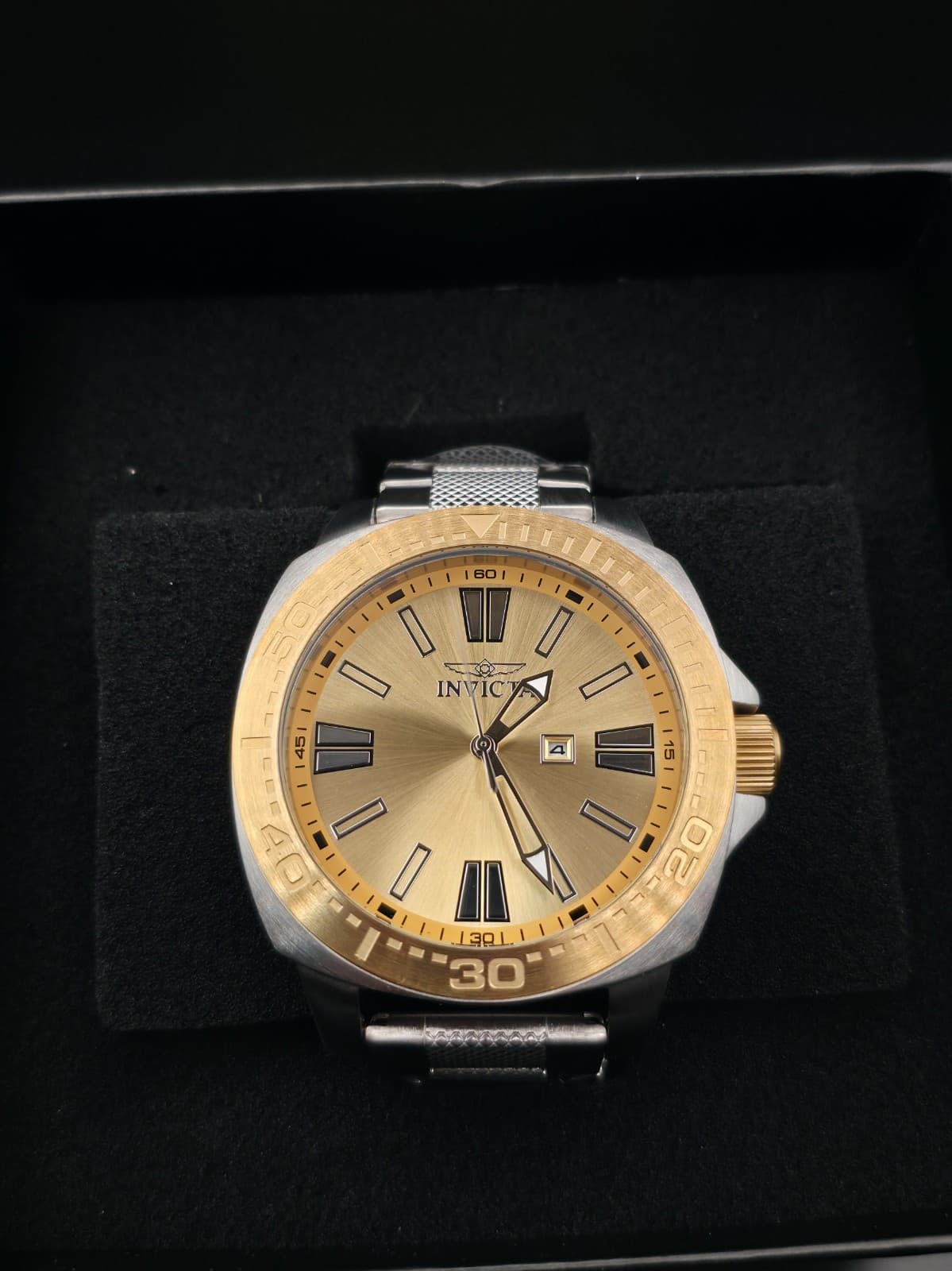 Invicta Speedway 48933 Men's 46mm Gold Dial Steel Gold Tone Watch Quartz New