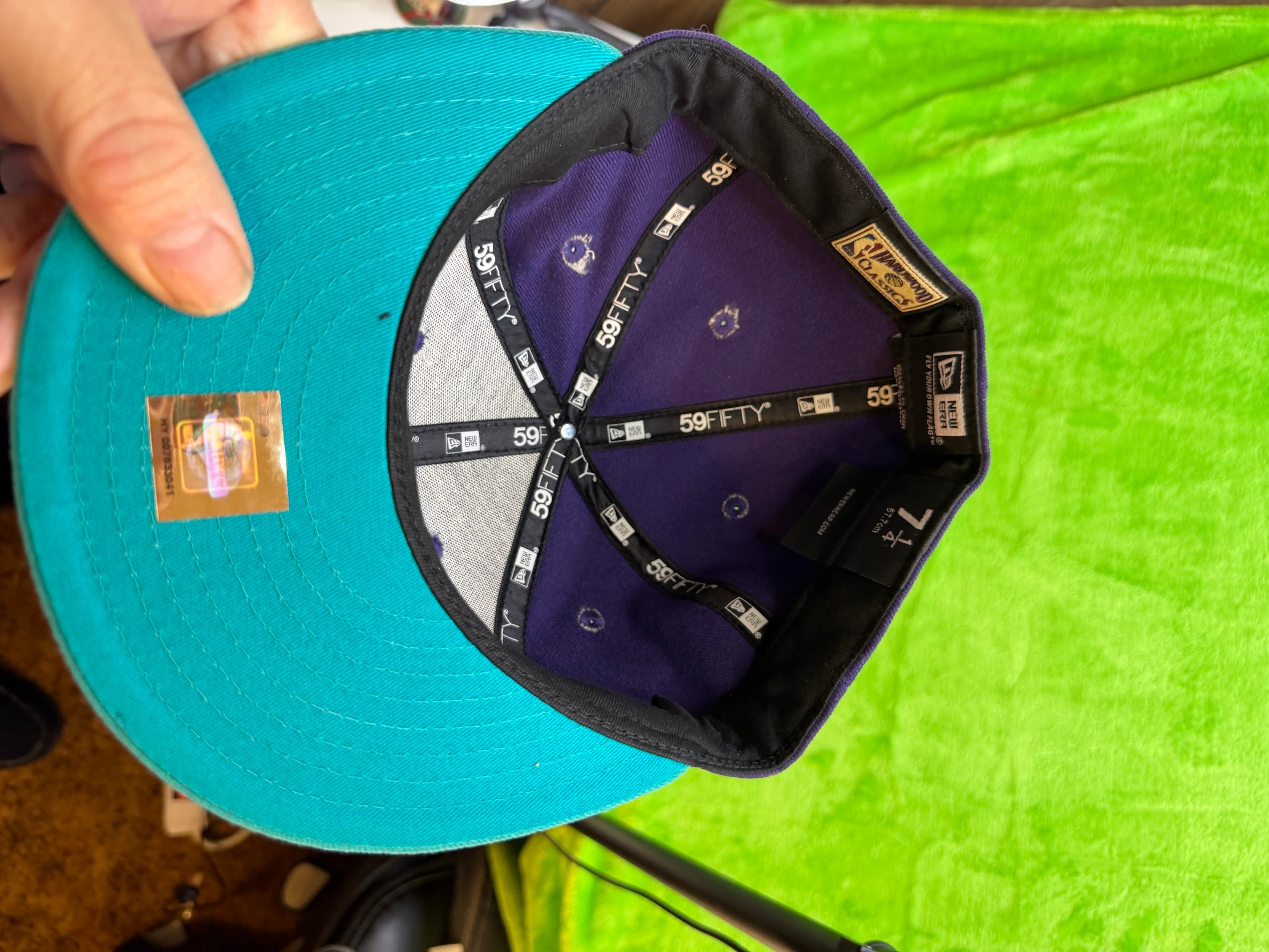 New Era 59FIFTY Charlotte Hornets Hardwood Classics Fitted Hat 7 1/4 - Thumbnail 4