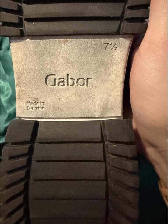 Gabor Patent Leather High-Top Sneakers (7.5 US / 38 EU) - Thumbnail 2