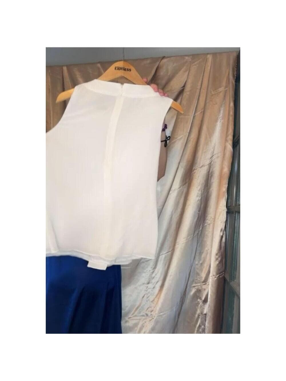 Tahari Silver Beaded Neckline Pleated Chiffon Sleeveless - Thumbnail 3