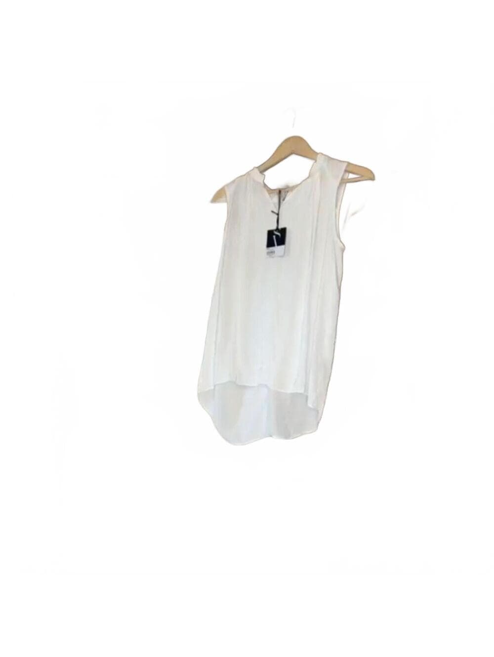 NWT Simply Vera Wang Tank Pleated Shirred Neck Sleeveless - Thumbnail 2