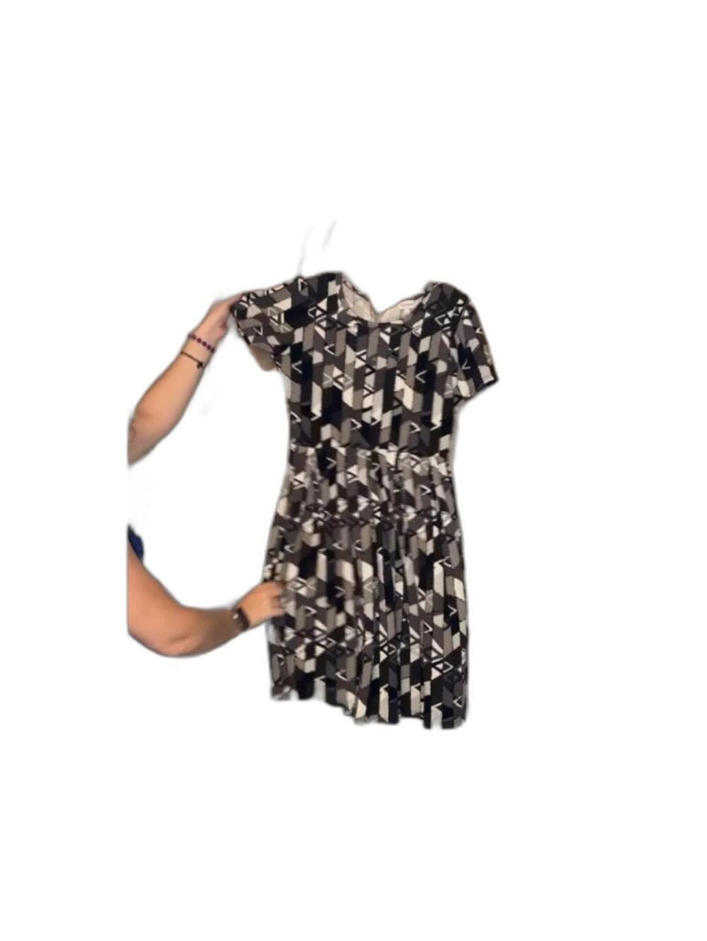 NWOT LuLaRoe Amelia Dress Geometric Print Pockets Pleated - Thumbnail 3