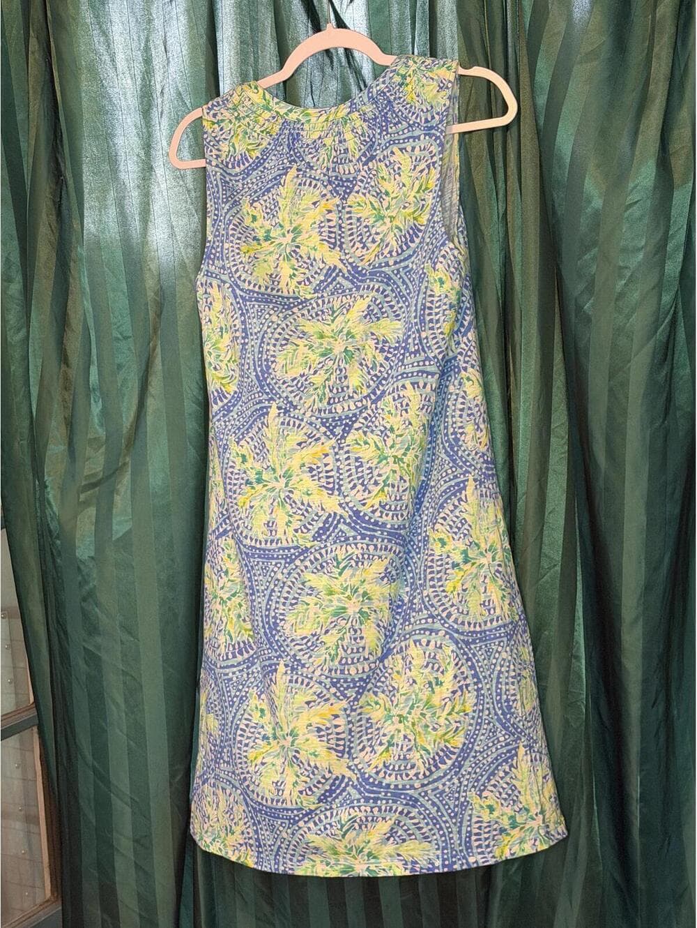 Lilly Pulitzer Essie Tropic Like its Hot (Size M) - Thumbnail 3