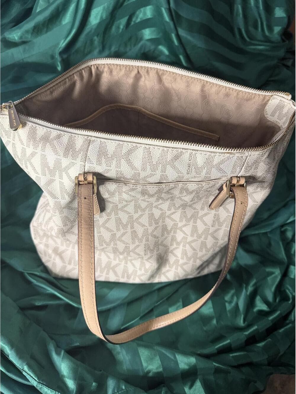 Michael Kors Signature Monogram Tote Bag - Beige - Thumbnail 5