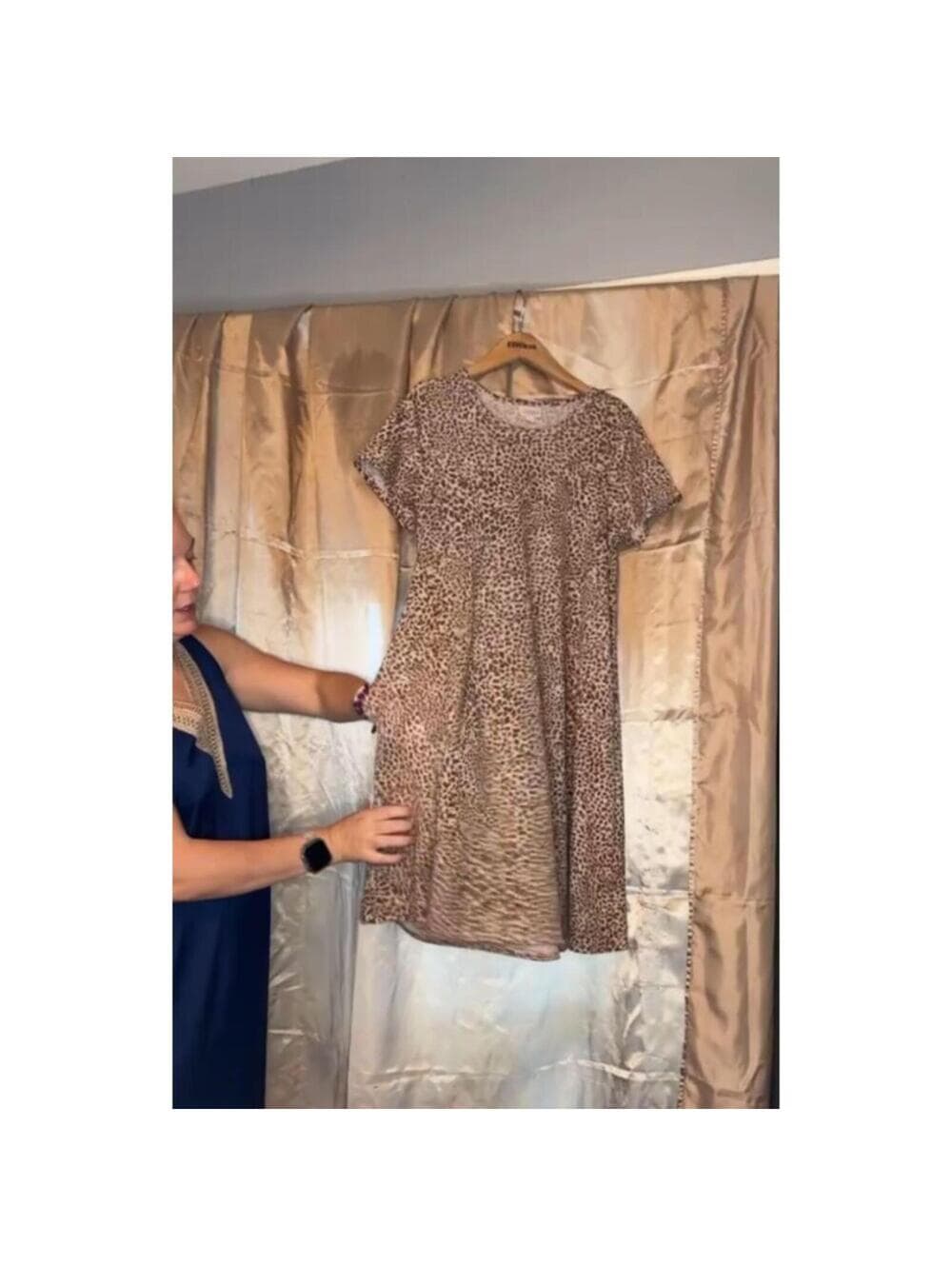 LuLaRoe Carly Dress Swing High Low A-Line Pockets Cheetah - Thumbnail 3