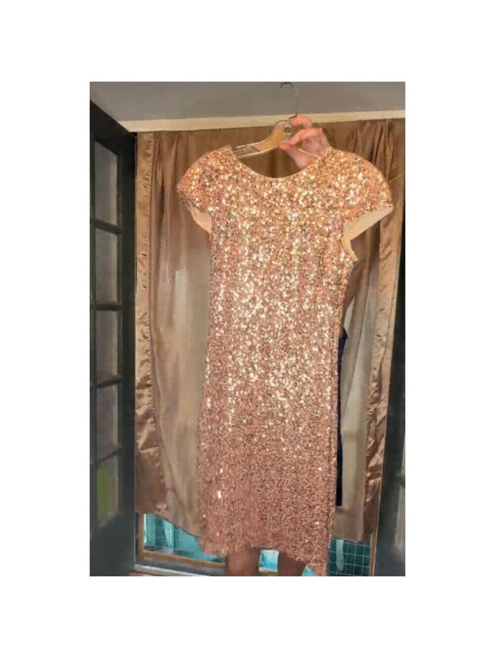 Belle Badgley Mischka Sequin Dress Cowl Back Cap Sleeve - Thumbnail 7