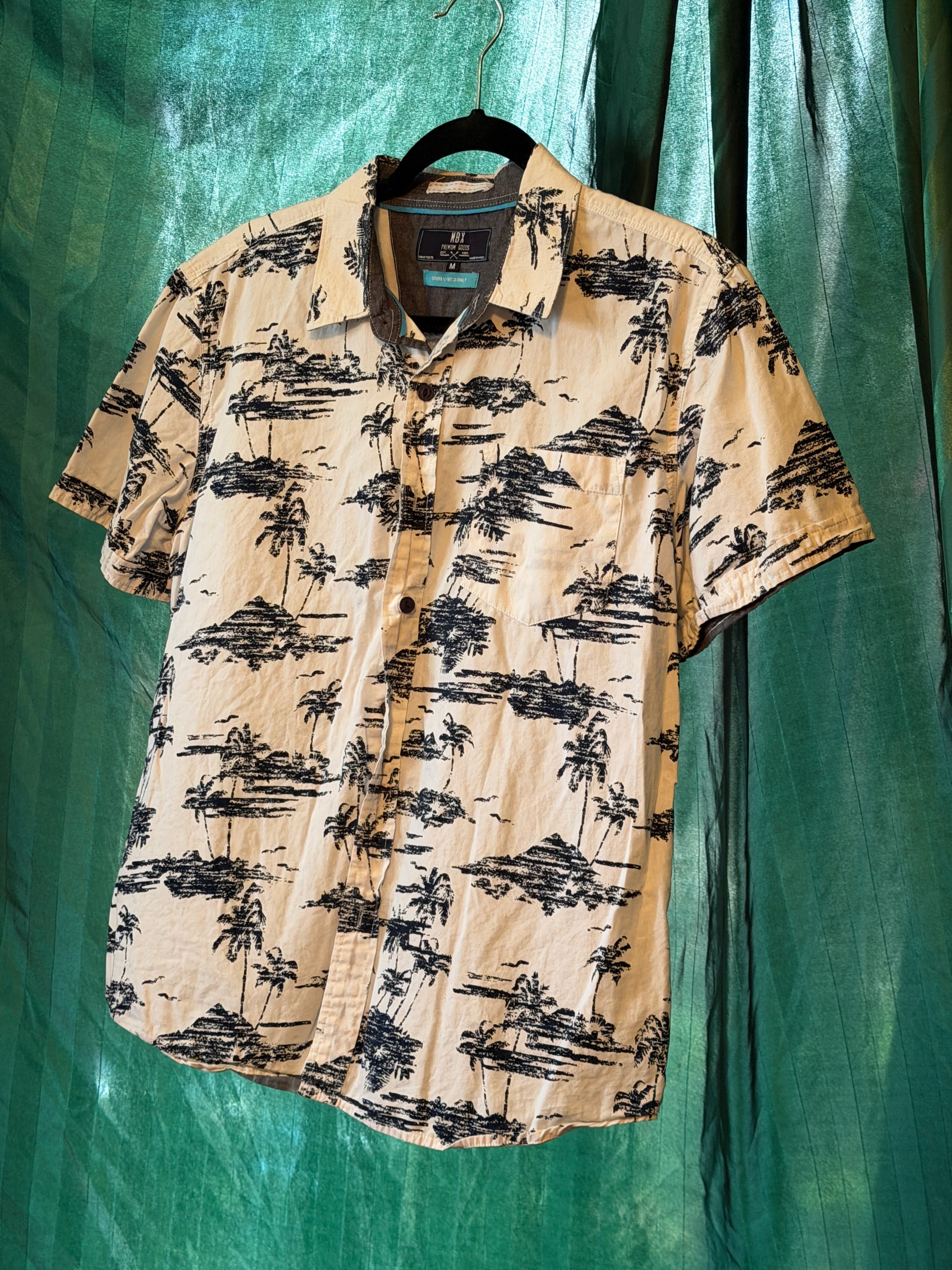 MBX Hawaiian Print Short Sleeve Button-Up Shirt - Thumbnail 3