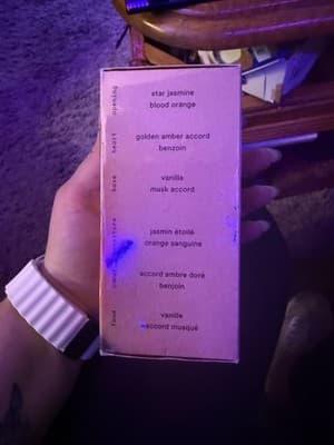 Kylie Jenner Cosmic Intense Eau de Parfum Spray 50ml 1.6 fl oz Fragrance - Thumbnail 3