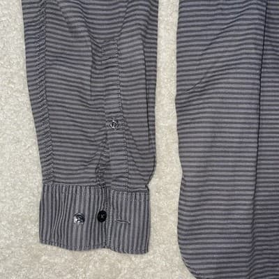 The North Face Mens Large Casual Long-Sleeve Button Up Shirt Gray W/ Stripes - Thumbnail 4
