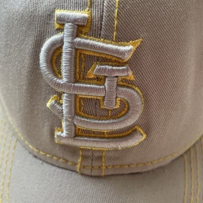 St Louis Cardinals Hat New Era Flex Medium-Large MLB Rare Gray w/ Yellow - Thumbnail 2