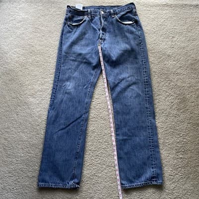 Levis 501 Straight Leg Button Fly Blue Jeans 100% Cotton Mens 34x32 Preowned - Thumbnail 2