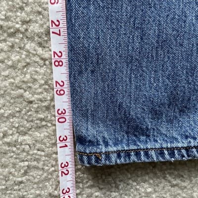 Levis 501 Straight Leg Button Fly Blue Jeans 100% Cotton Mens 34x32 Preowned - Thumbnail 3