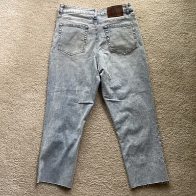 Frye Straight Leg Rough Hem Light Blue Jeans Womens Size 6/28 Preowned Excellent - Thumbnail 6