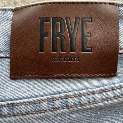 Frye Straight Leg Rough Hem Light Blue Jeans Womens Size 6/28 Preowned Excellent - Thumbnail 8