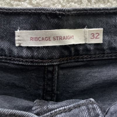 Levis Ribcage Straight Black Jeans Women’s Size 32 Preowned Good - Thumbnail 2