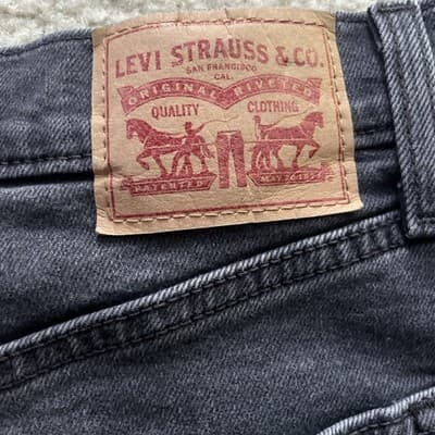 Levis Ribcage Straight Black Jeans Women’s Size 32 Preowned Good - Thumbnail 9