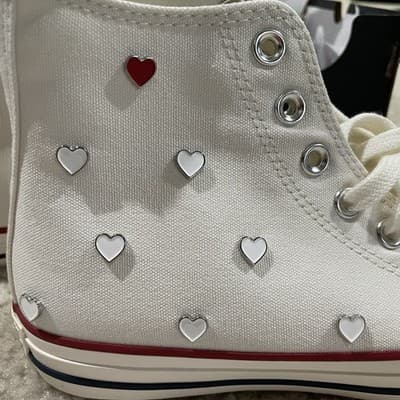 Converse Chuck Taylor High Top Canvas Heart Theme Vintage White Women Size 7 NWB - Thumbnail 5
