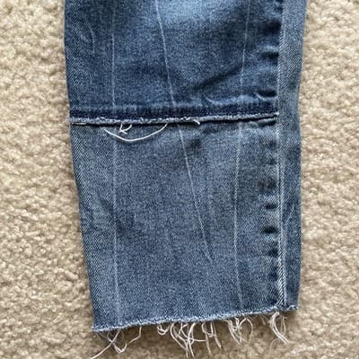 Hollister Curvy High Rise Mom Jean Rough Hem Distressed Blue 27x27 (5R) - Thumbnail 5