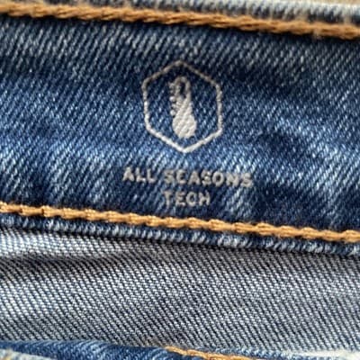 Levis 502 All Seasons Tech Blue Jeans Mens 32x32 Mild Distressed - Thumbnail 3