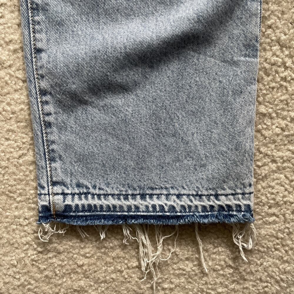 Levis Ribcage Straight Ankle Distressed Rough Hem Womens Size 29 - Thumbnail 5