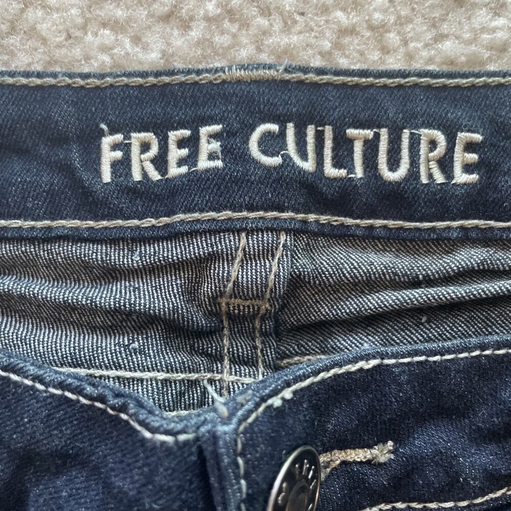 Free Culture Womens Jeans Size 7 Skinny Distressed Preowned Excellent - Thumbnail 2