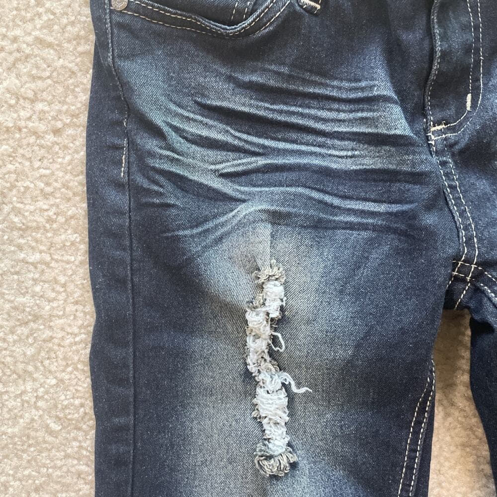 Free Culture Womens Jeans Size 7 Skinny Distressed Preowned Excellent - Thumbnail 3