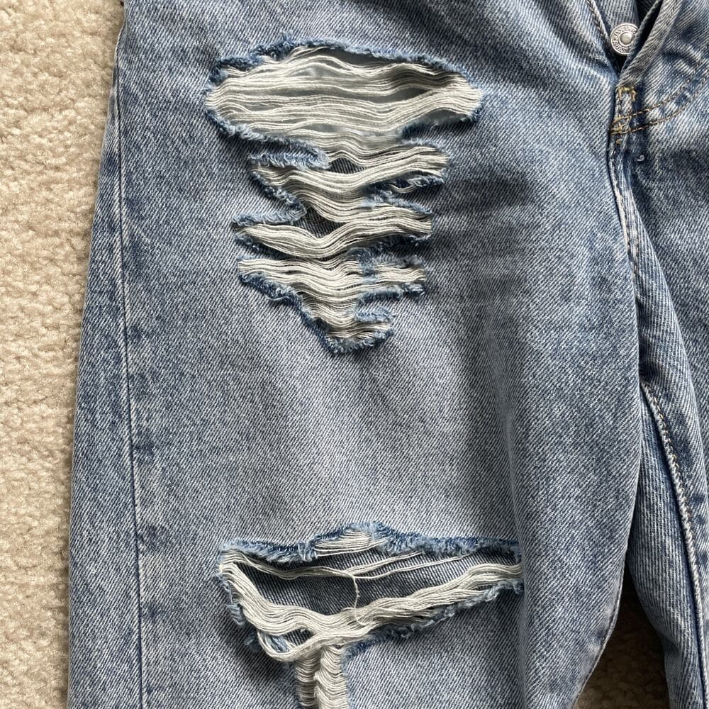 Levis Ribcage Straight Ankle Distressed Rough Hem Womens Size 29 - Thumbnail 2