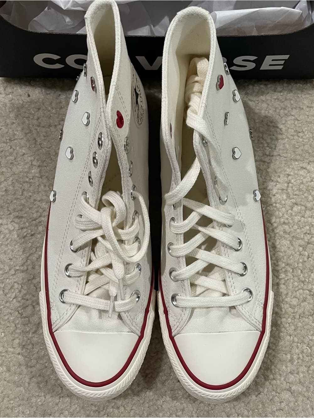 Converse Chuck Taylor Vintage White Heart-Themed Canvas High-Tops Women’s Size 9 - Thumbnail 10