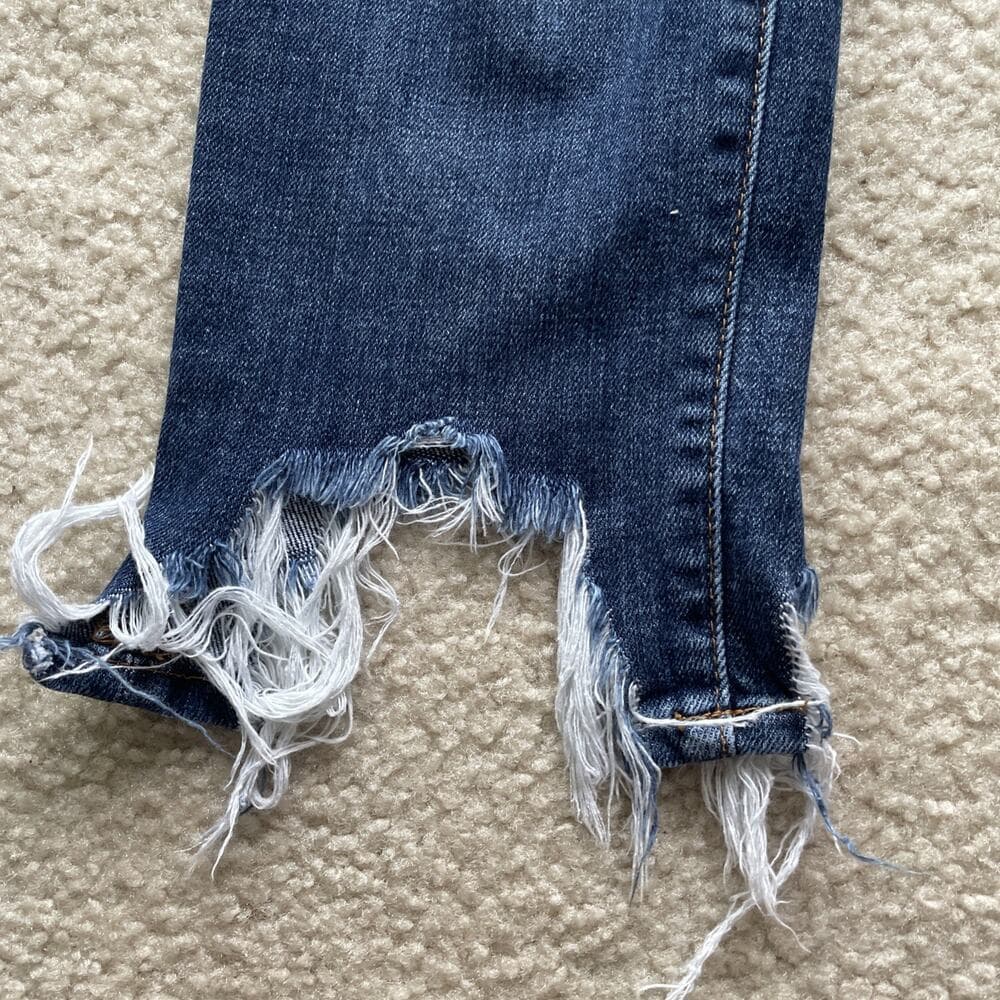 L’Agence High Line High Rise Skinny Distressed Raw Hem Blue Jeans Women Size 28 - Thumbnail 4