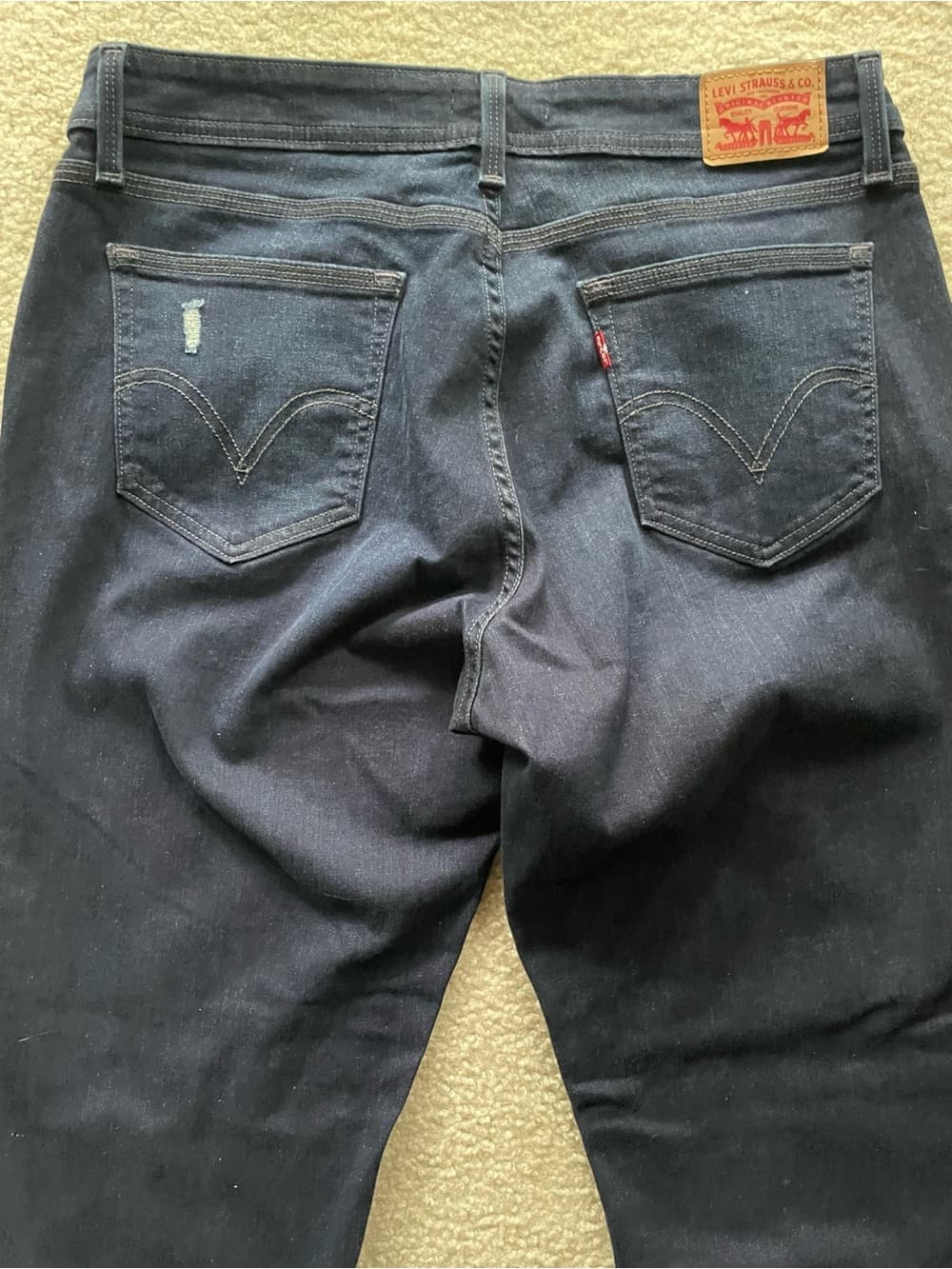 Levi's 529 Curvy Bootcut Distressed Dark Blue Jeans Women’s Size 33 - Thumbnail 8