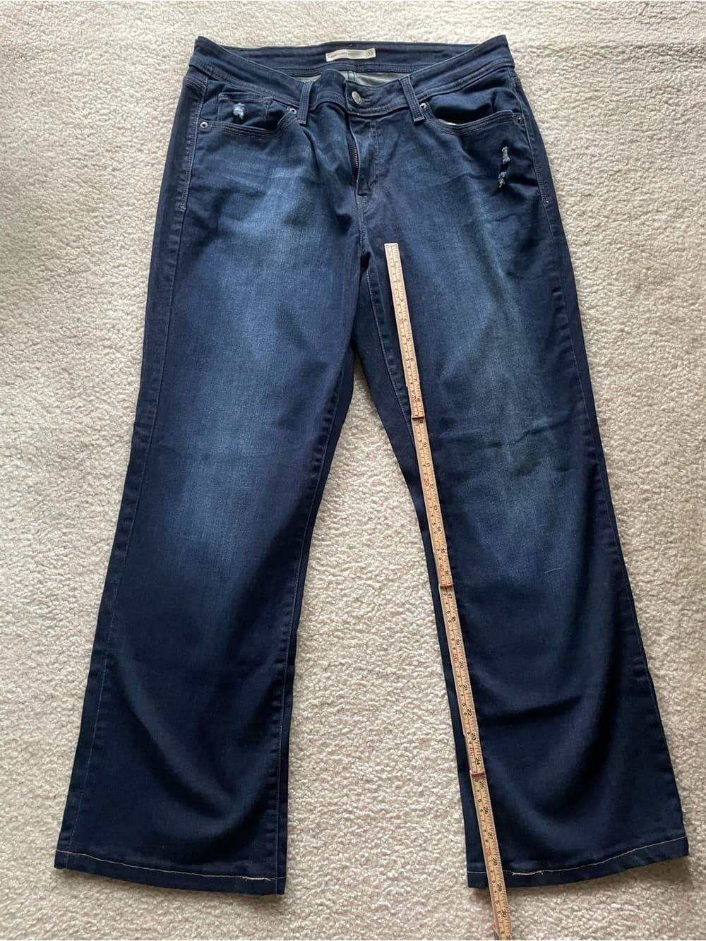 Levi's 529 Curvy Bootcut Distressed Dark Blue Jeans Women’s Size 33 - Thumbnail 2