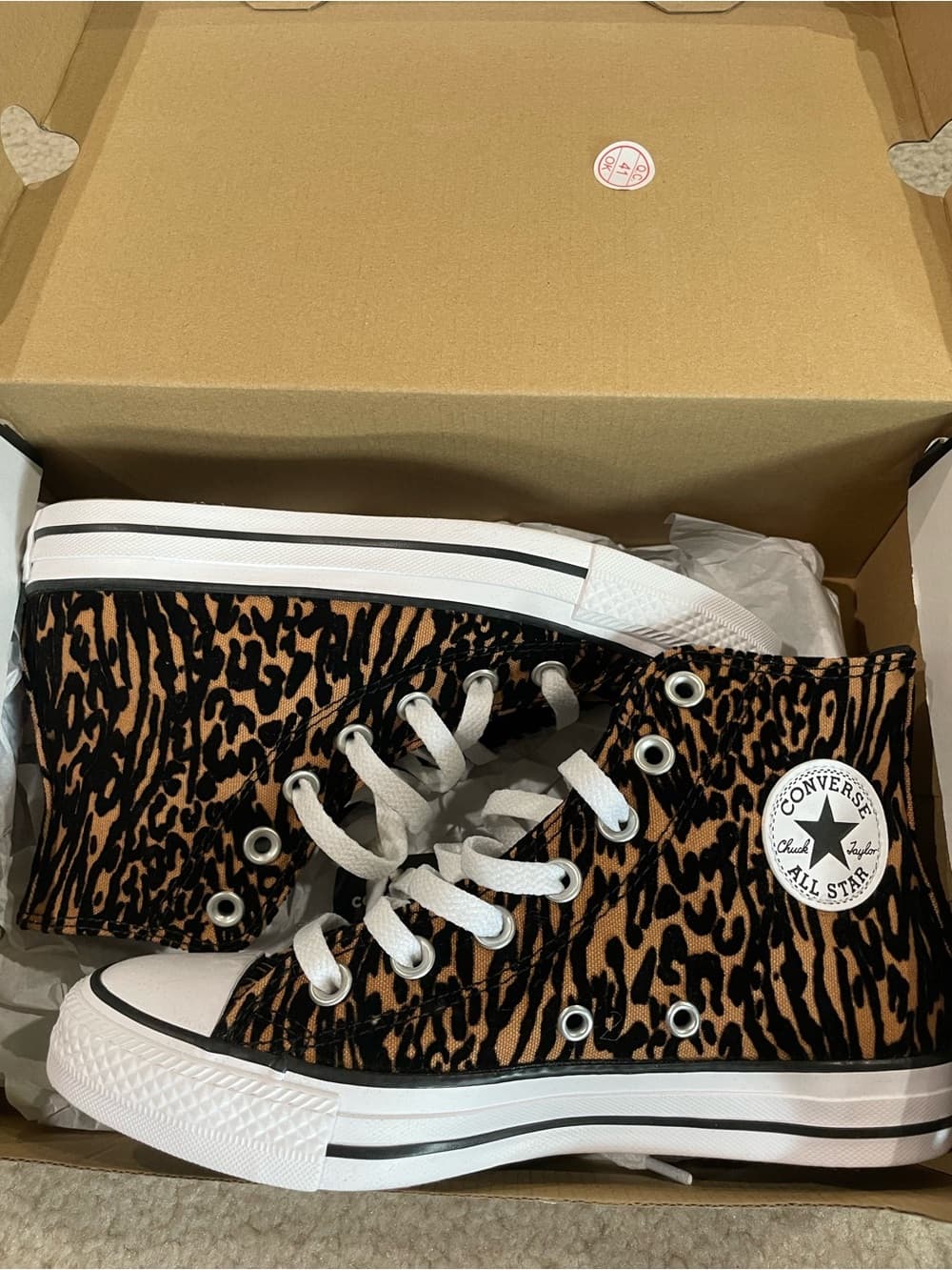 Converse Chuck Taylor Leopard Print High Top Sneakers Womens 6 Mens 4 - Thumbnail 10