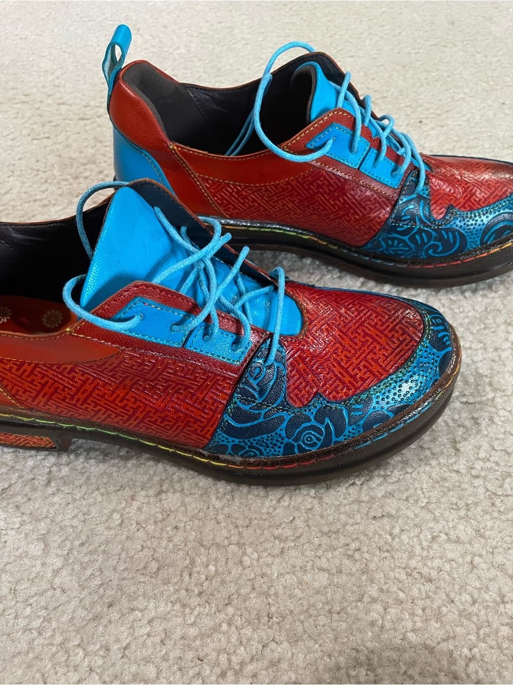 ILIYAH LUCKYIU Women’s Oxford Vibrant Red and Blue Casual Lace-Up Shoes Size 8 - Thumbnail 3