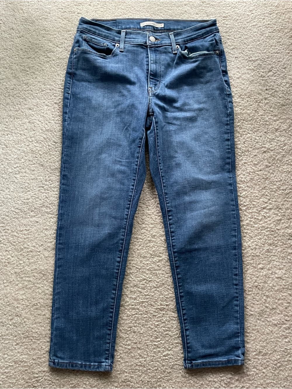 Levi's Classic Crop Ankle Blue Jeans - Women’s Size 8 - Thumbnail 6