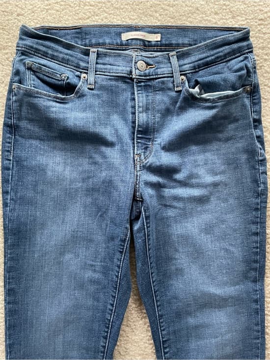 Levi's Classic Crop Ankle Blue Jeans - Women’s Size 8 - Thumbnail 11
