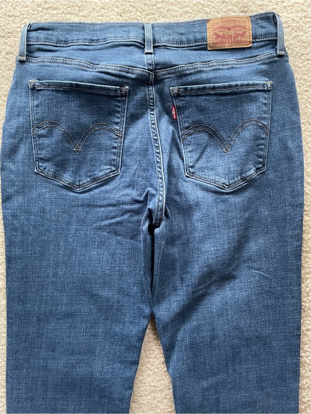 Levi's Classic Crop Ankle Blue Jeans - Women’s Size 8 - Thumbnail 8