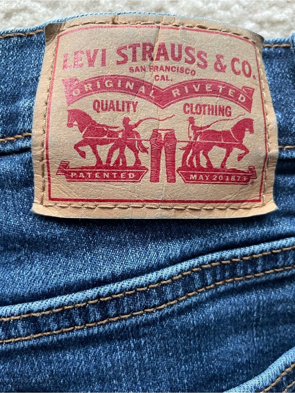 Levi's Wedgie Straight Women's Size 26 Straight Leg Button Fly Blue Jeans - Thumbnail 9