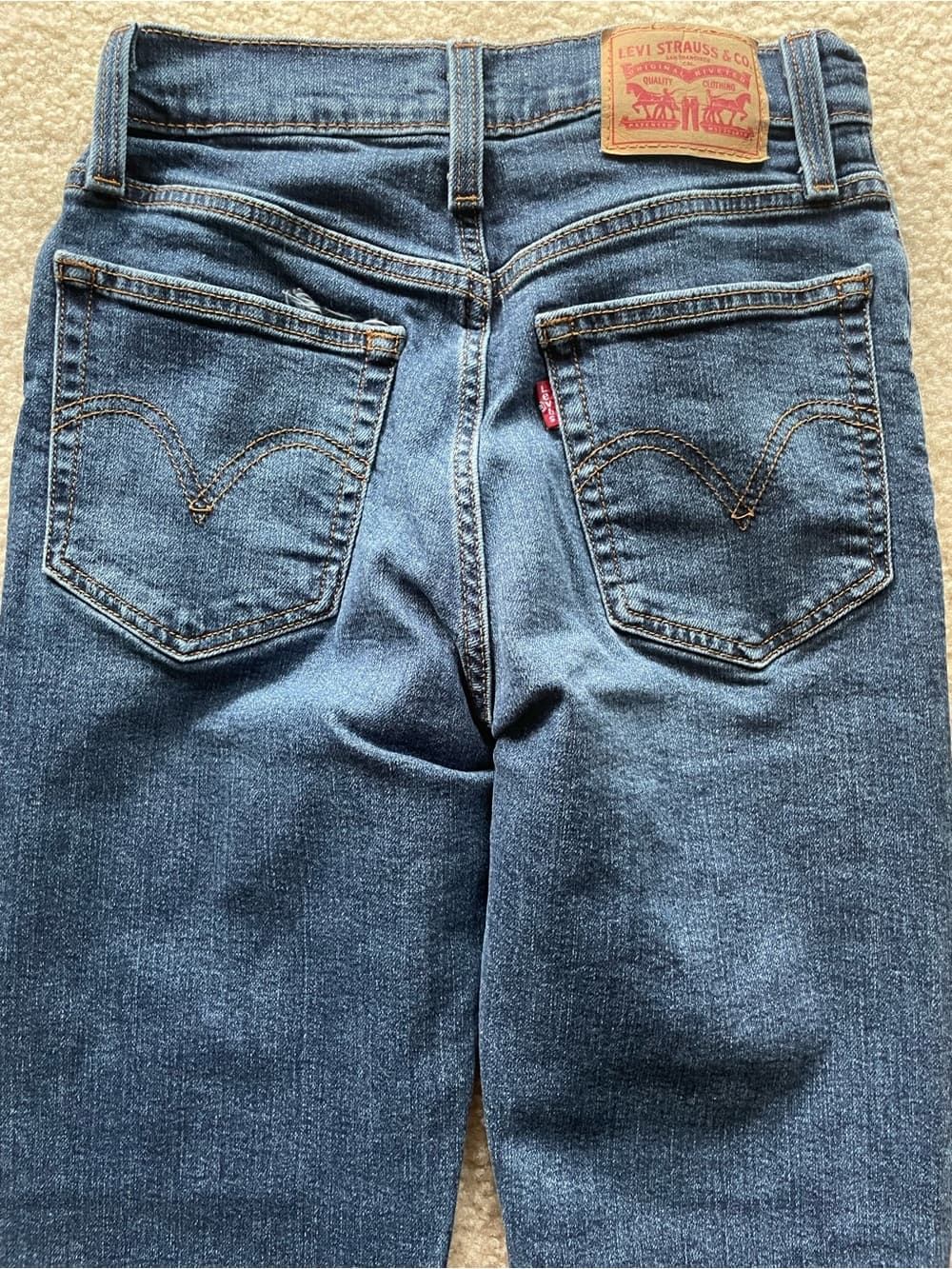 Levi's Wedgie Straight Women's Size 26 Straight Leg Button Fly Blue Jeans - Thumbnail 8