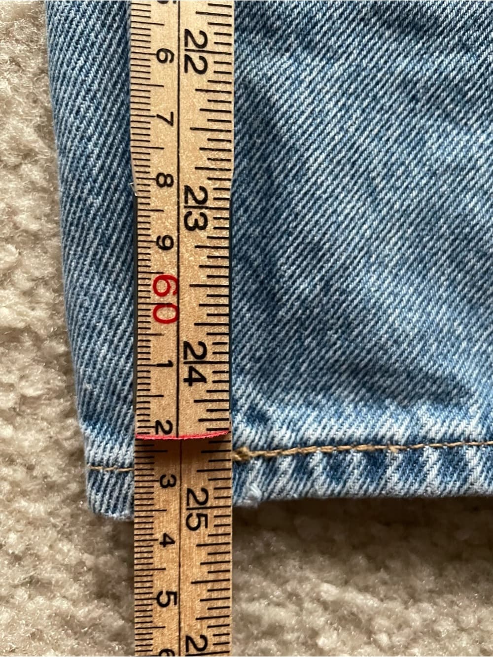 Levi's High Waisted Mom Jeans Light Blue Denim Women’s Size 25 - Thumbnail 4