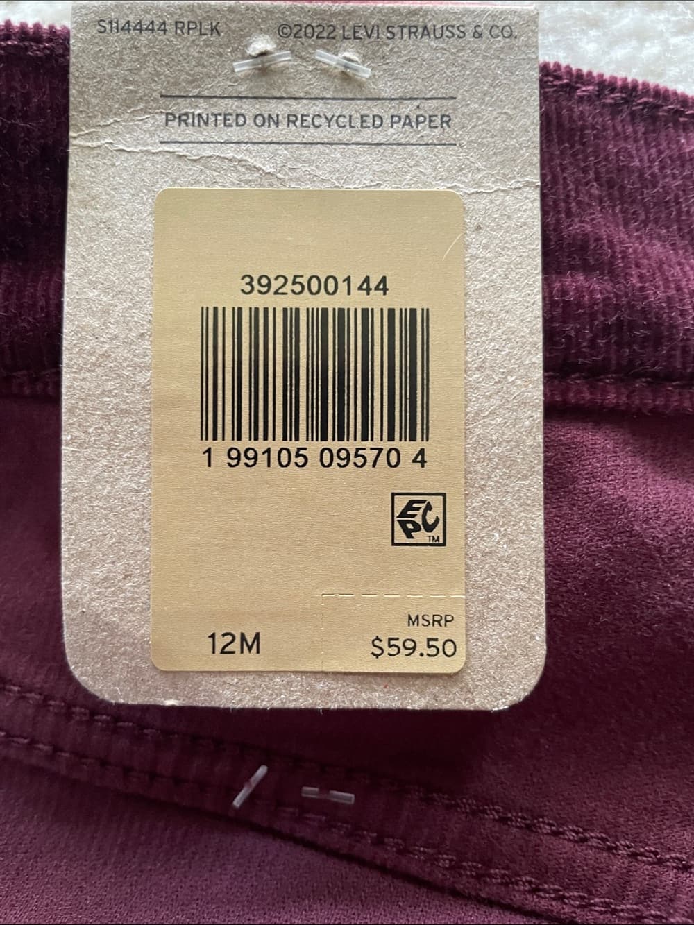 Levi's Classic Straight Leg Burgundy Corduroy Jeans Women’s Size 12 (31x30) NWT - Thumbnail 6