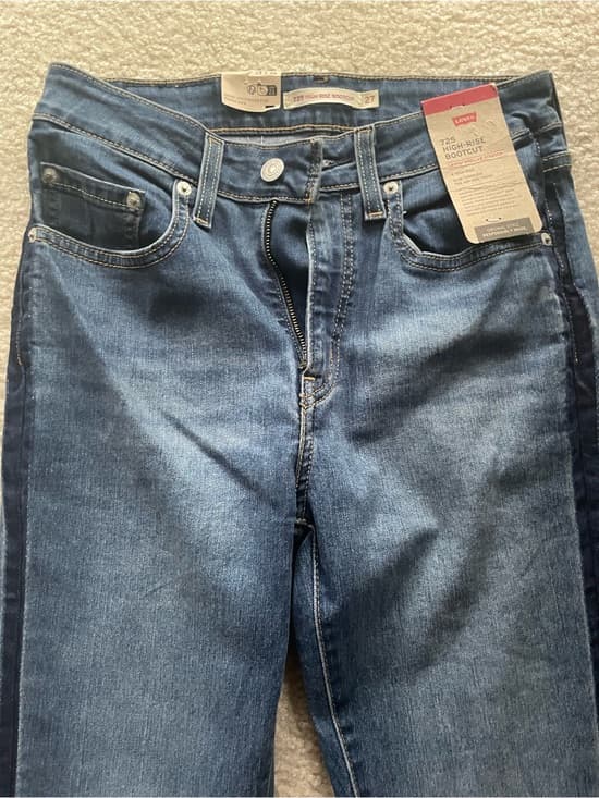 Levi's 724 High-Rise Bootcut Blue Jeans Women’s 27x32 NWT - Thumbnail 11