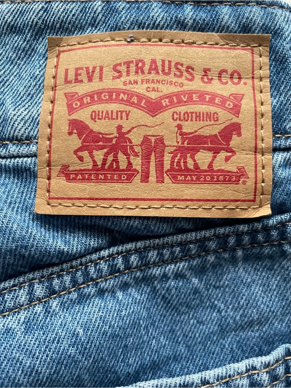 Levi's High Waisted Mom Jeans Light Blue Denim Women’s Size 25 - Thumbnail 8