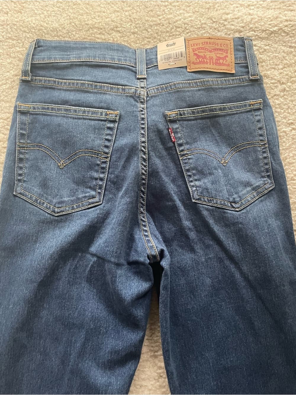 Levi's 724 High-Rise Bootcut Blue Jeans Women’s 27x32 NWT - Thumbnail 9