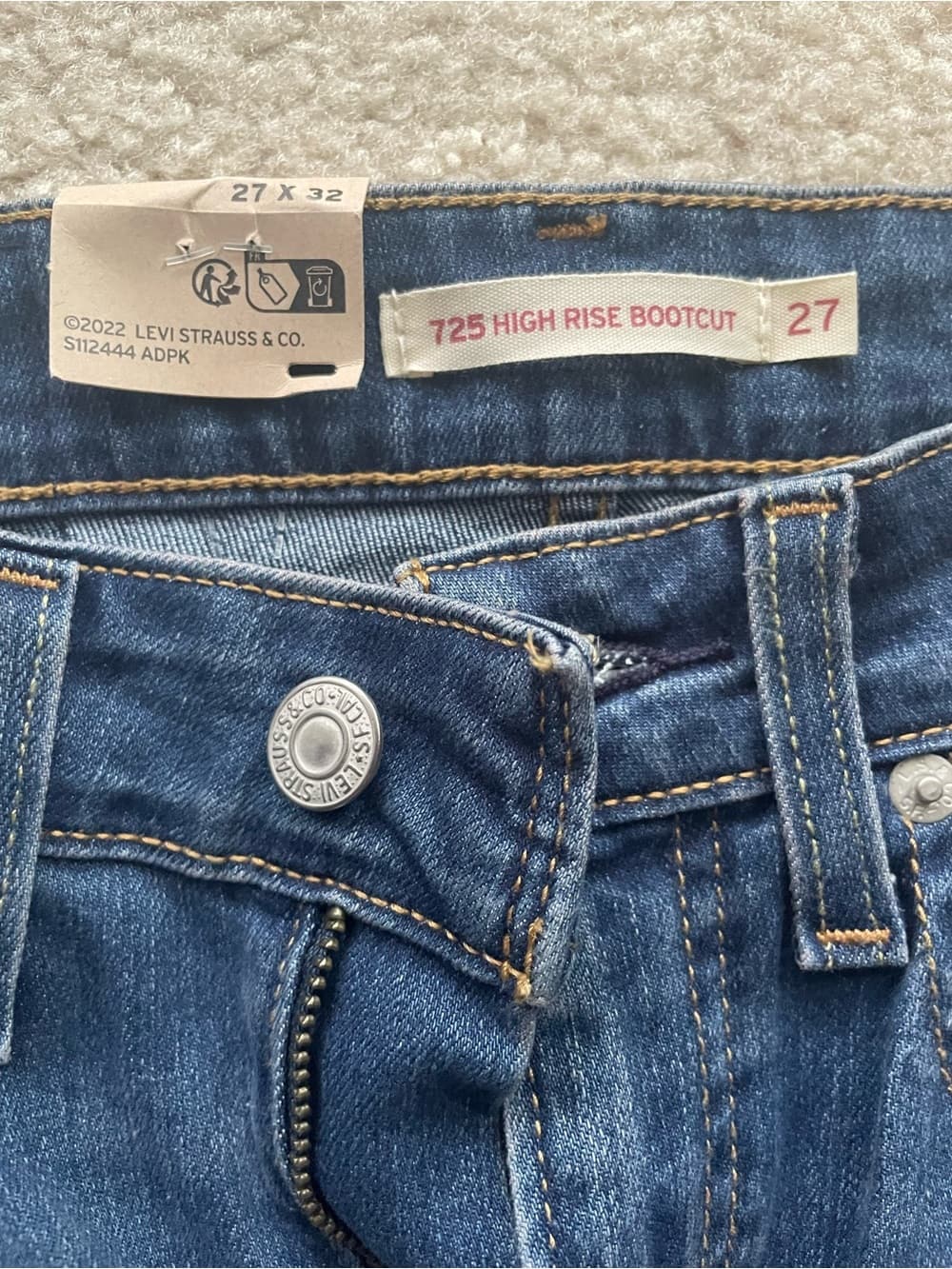 Levi's 724 High-Rise Bootcut Blue Jeans Women’s 27x32 NWT - Thumbnail 4