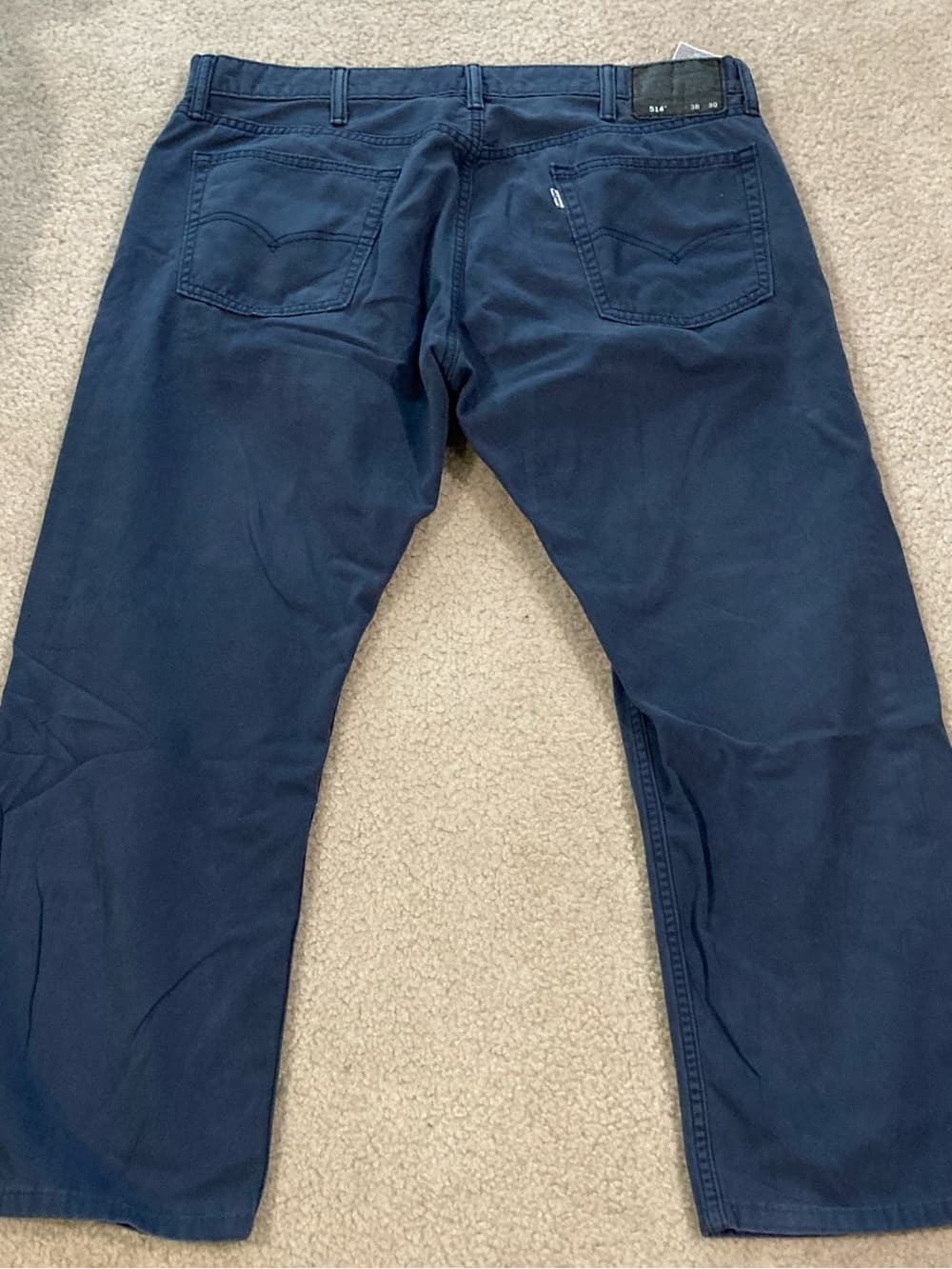 Levi's 514 Straight Jeans in Navy Blue Men’s 38x30. Inseam closer to 28. - Thumbnail 3