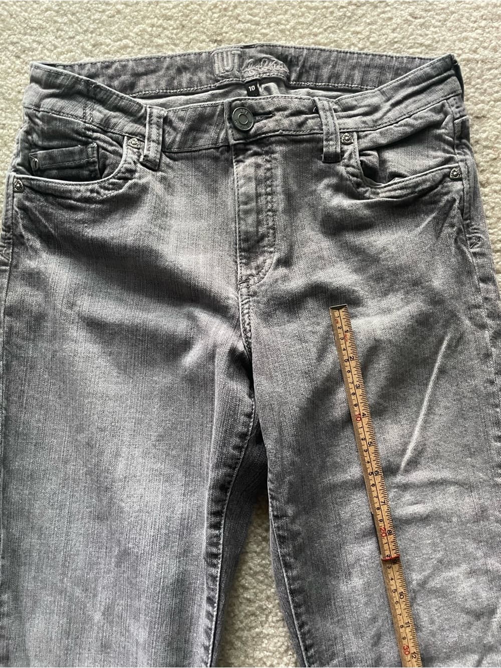 Kut from the Kloth Gray Cropped Ankle Jeans Size 10 Preowned - Thumbnail 10