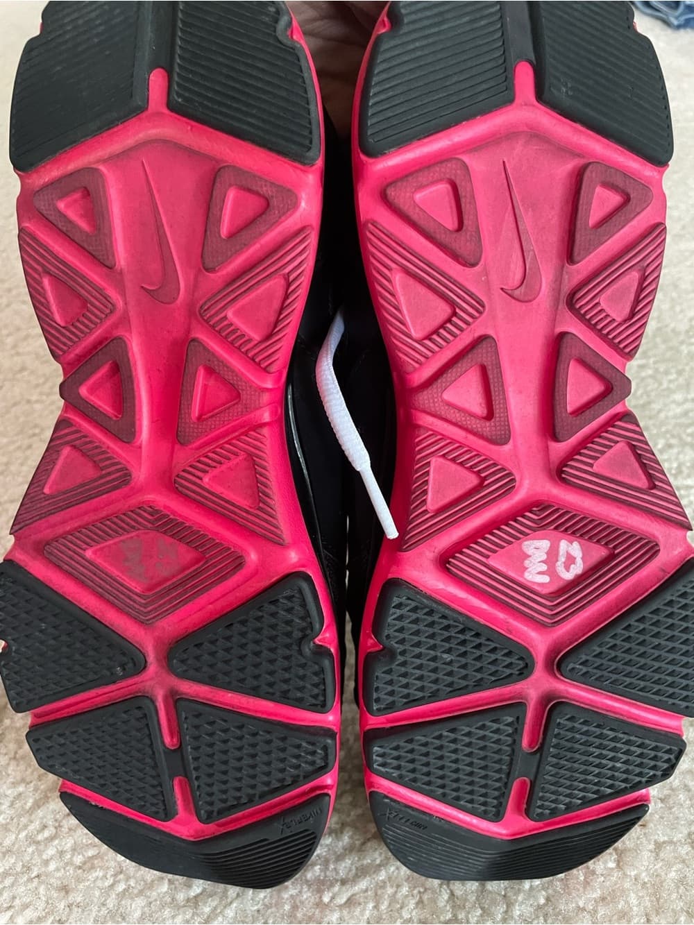 Nike Black & Hot Pink Flex TR Training Shoes Women’s Size 9.5 - Thumbnail 7