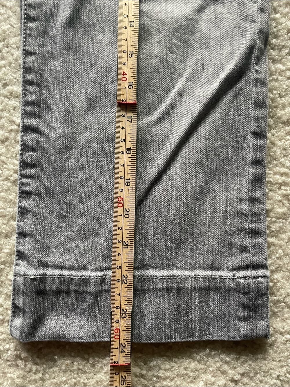 Kut from the Kloth Gray Cropped Ankle Jeans Size 10 Preowned - Thumbnail 2