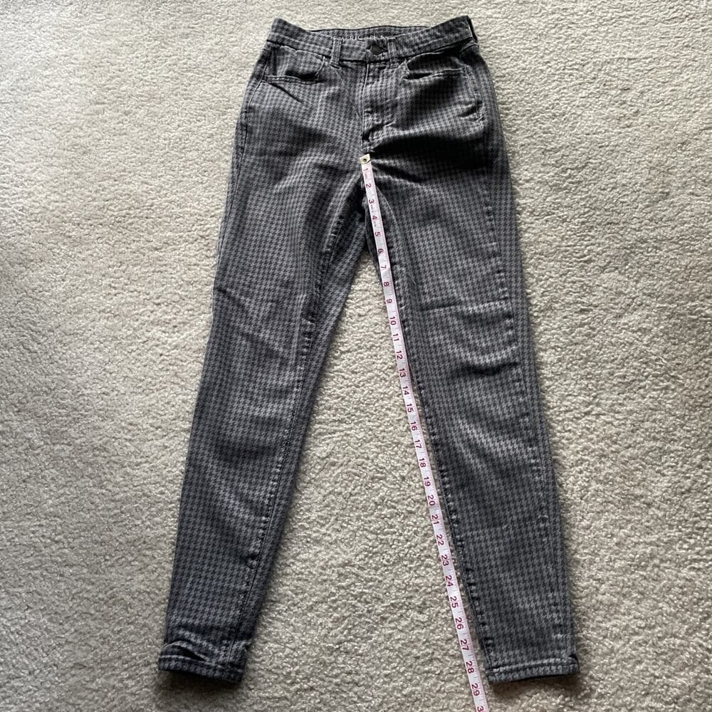 American Eagle Curvy Super High Rise Jegging Checkered Gray Black Size 2 - Thumbnail 4