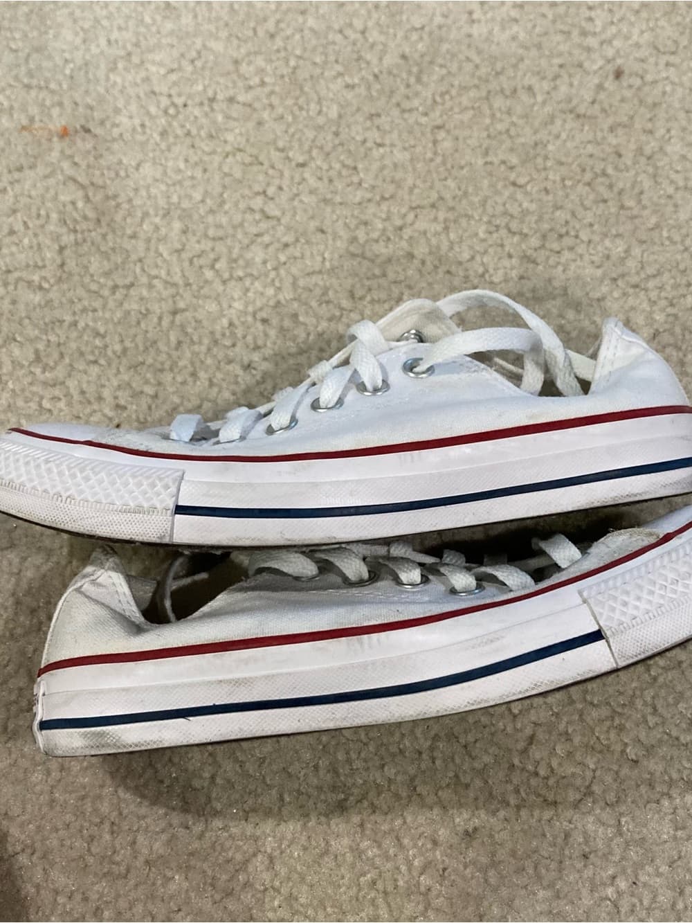 Converse White Canvas Low Top Sneakers with Red Trim Women 6.5 Men 4.5 Preowned - Thumbnail 5